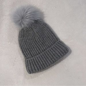Steve Madden Light Grey Knit Pom-Pom Faux Fur Lined Winter Hat | Beanie